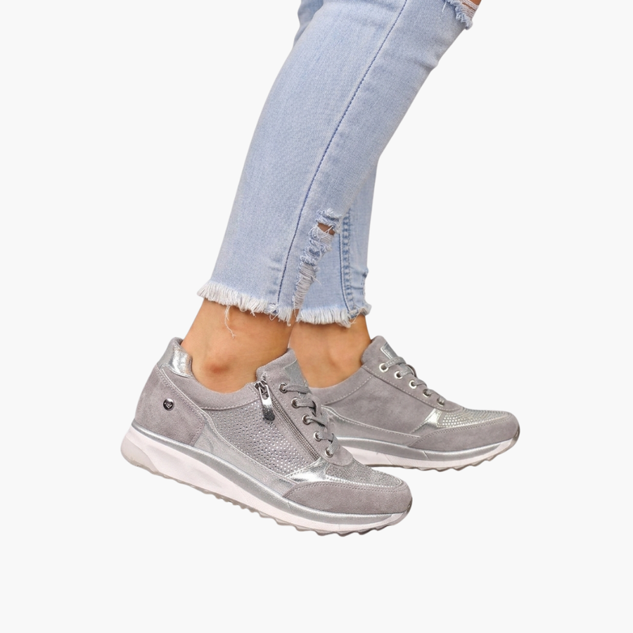 Lark | Soft-Sole Relaxed-Fit Women Comfortable Sneakers
