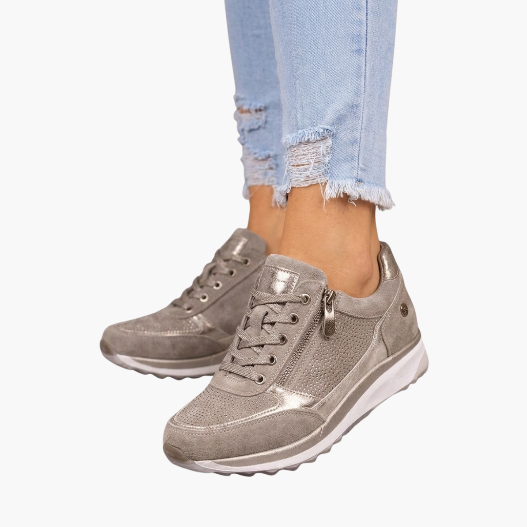 Lark | Soft-Sole Relaxed-Fit Women Comfortable Sneakers