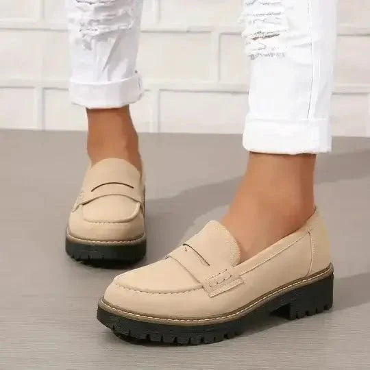 Clover | Chunky Cushioned Slip-On Women's Loafers